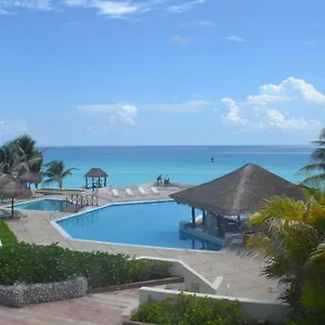 https://private-room-brisas-zona-hotelera-cancun.quintano-roohotels.com